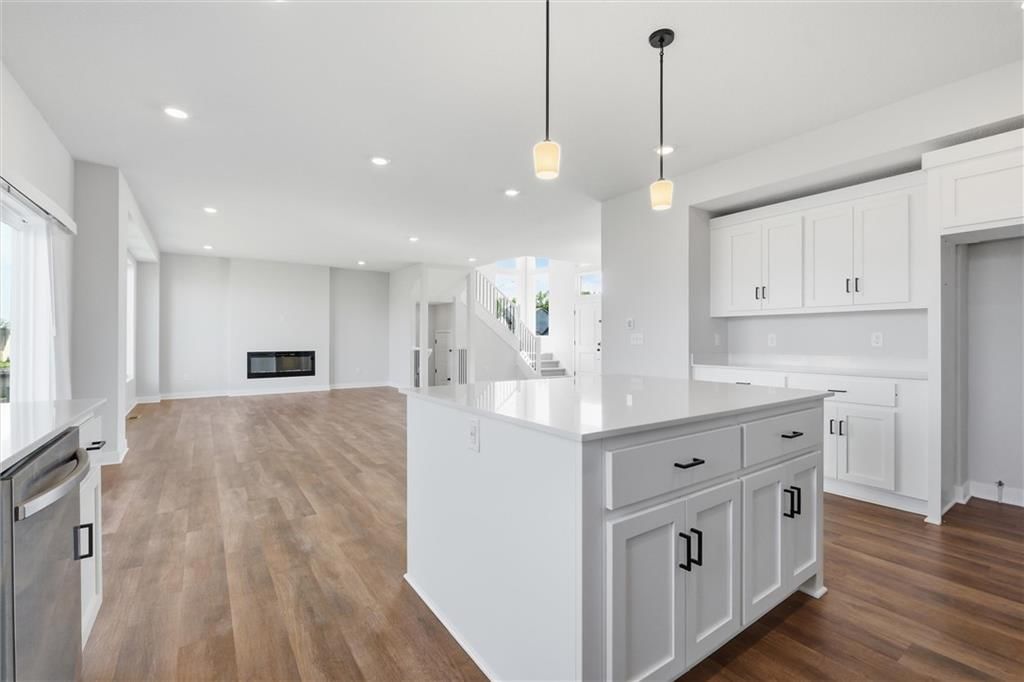 413 Woodview Drive — photo 14