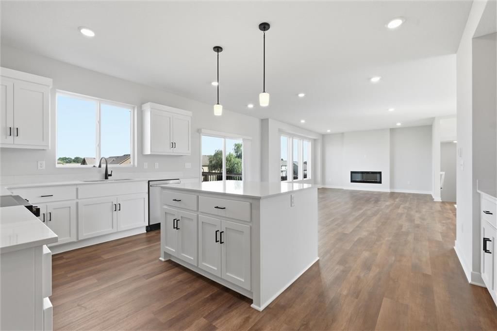 413 Woodview Drive — photo 15