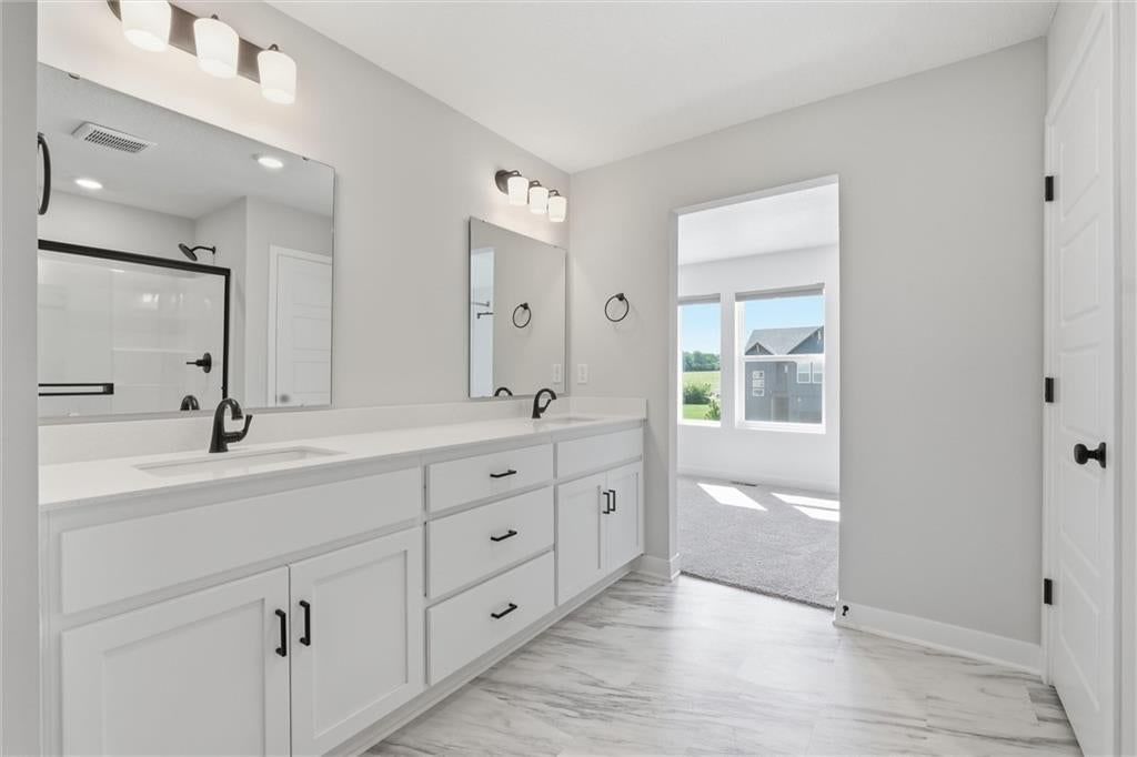 413 Woodview Drive — photo 22