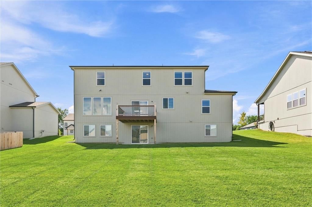 413 Woodview Drive — photo 38