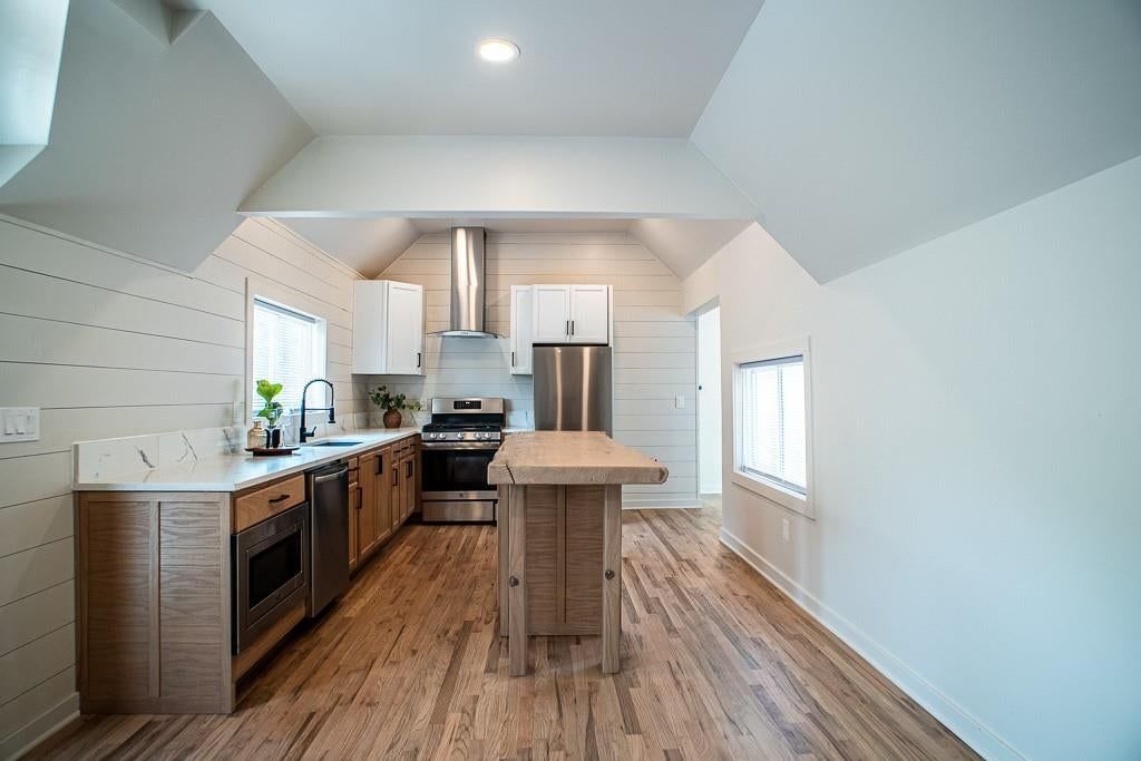 8344 Oldham Road — photo 8