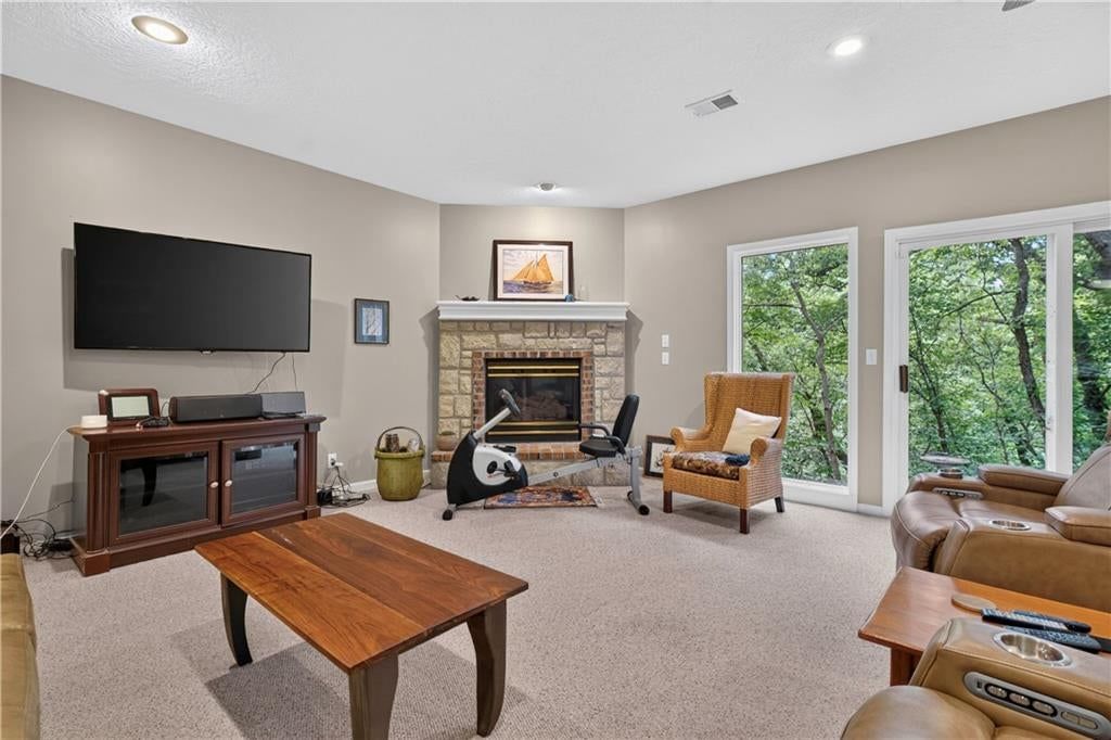 2228 SW Waterfall Place — photo 33