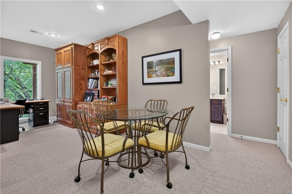 2228 SW Waterfall Place — photo 36