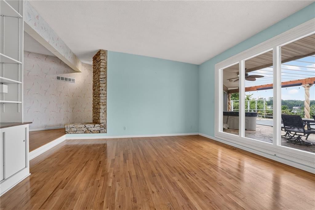 1109 NW South Shore Drive — photo 8