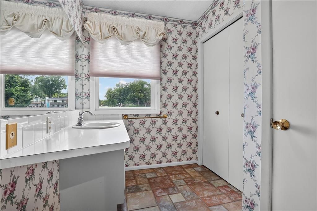 1109 NW South Shore Drive — photo 25