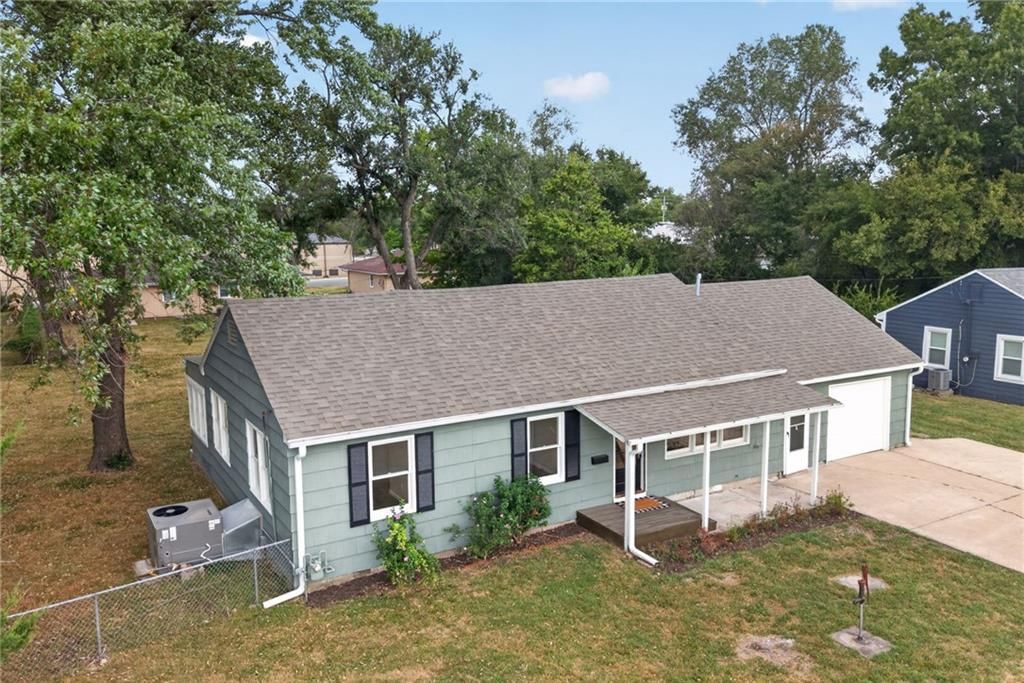 1037 S Brockway Street — photo 2
