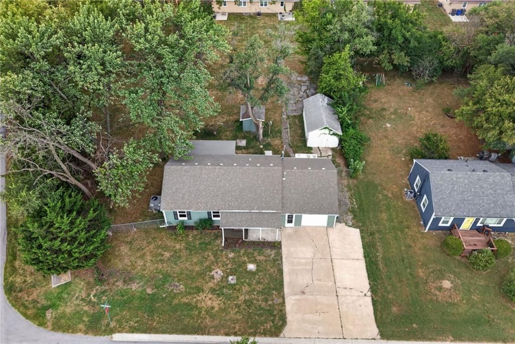 1037 S Brockway Street — photo 4