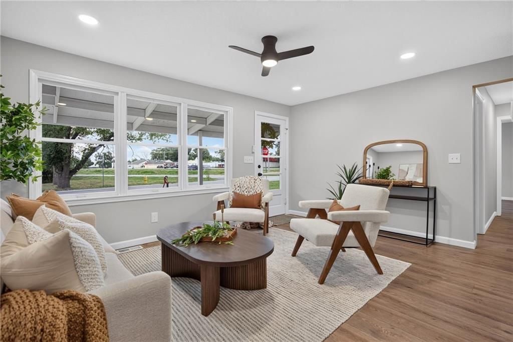 1037 S Brockway Street — photo 14
