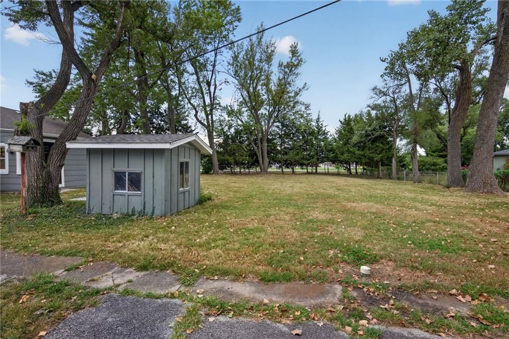 1037 S Brockway Street — photo 40