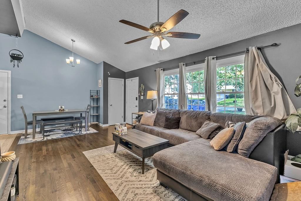 7414 Park Forest Lane — photo 5