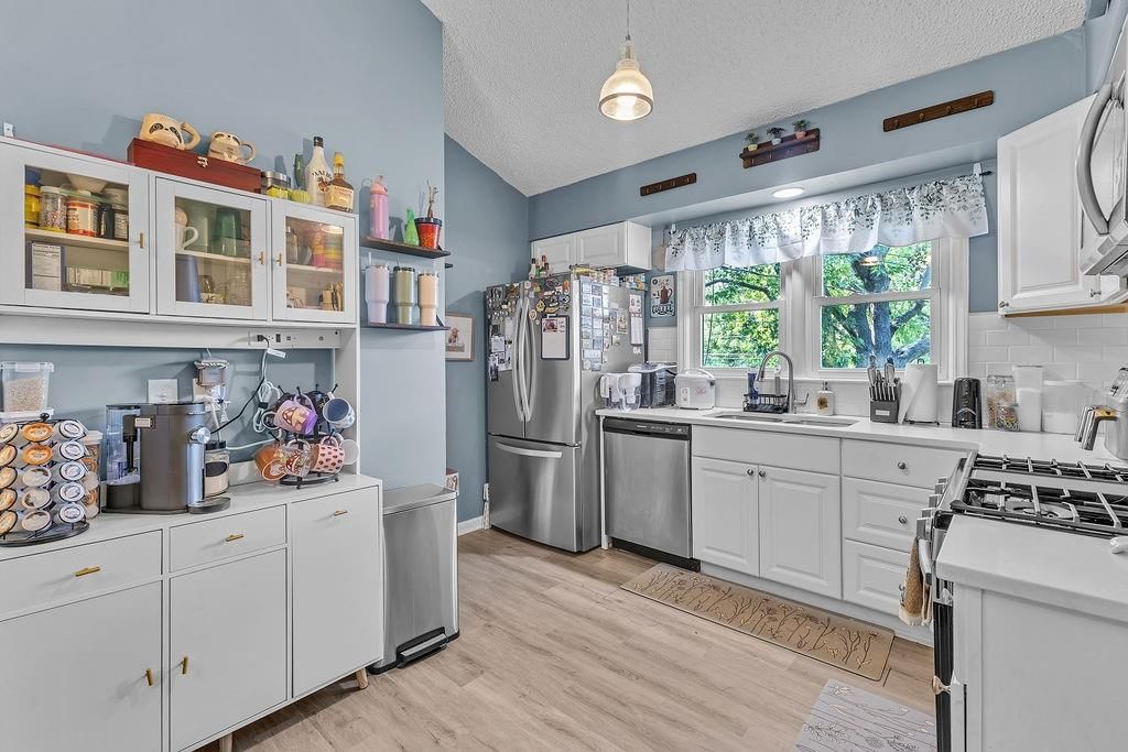 7414 Park Forest Lane — photo 8