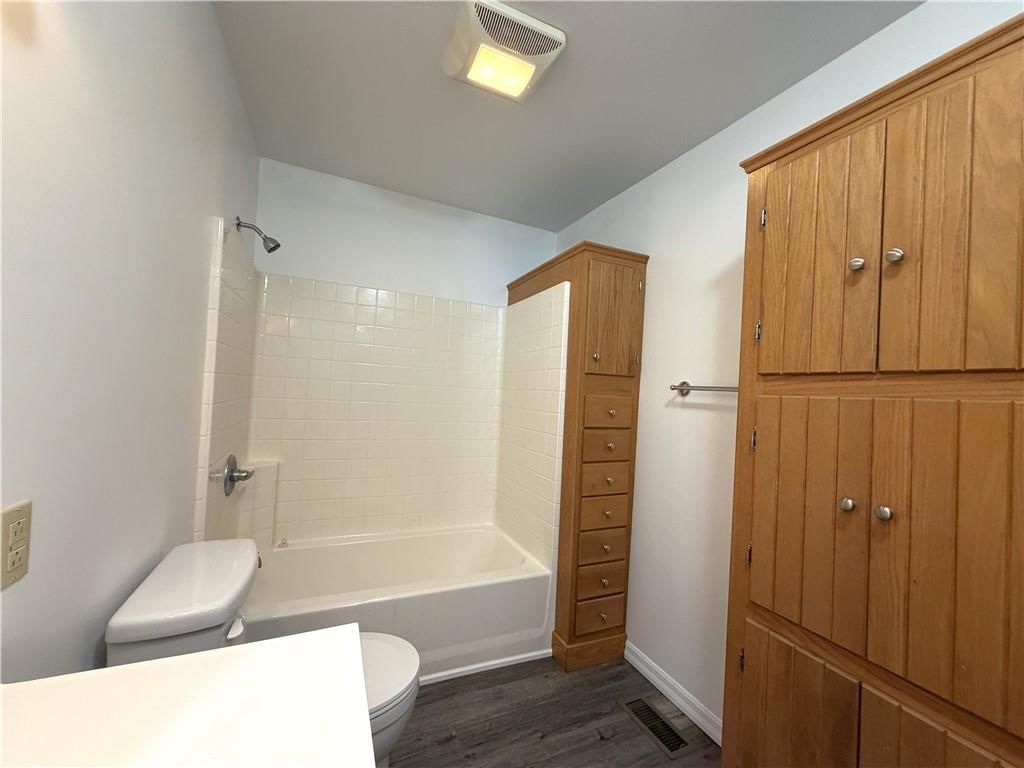 1103 Webster Street — photo 11