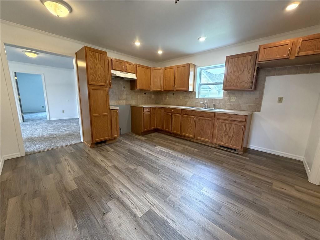 1103 Webster Street — photo 13
