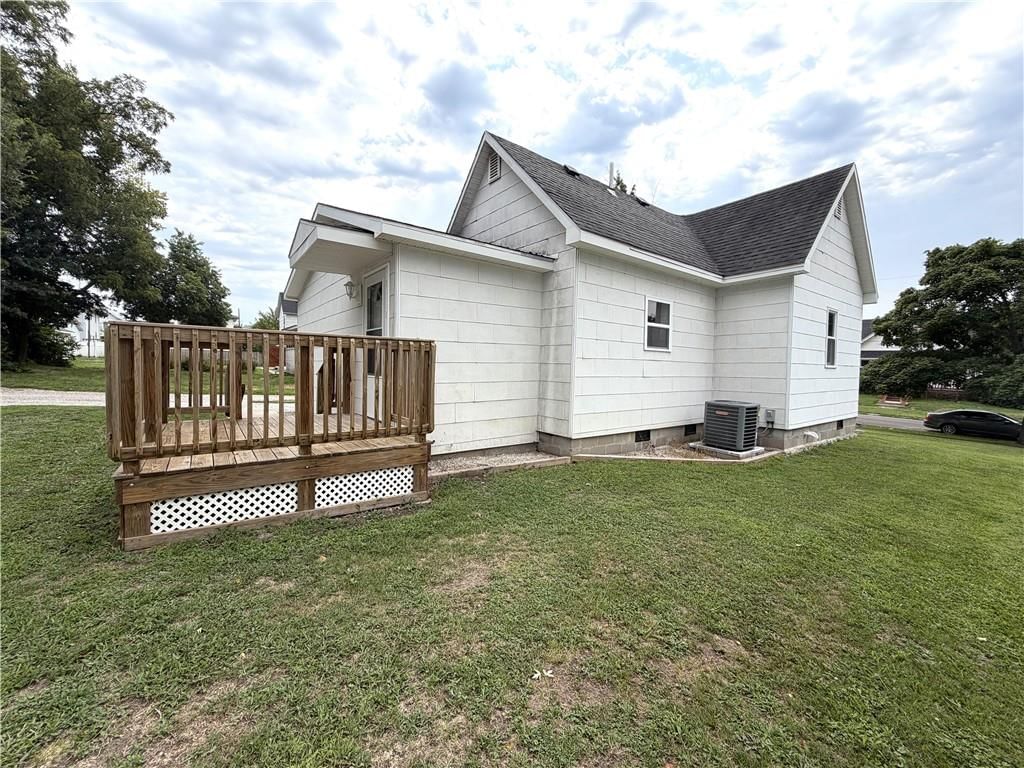 1103 Webster Street — photo 22