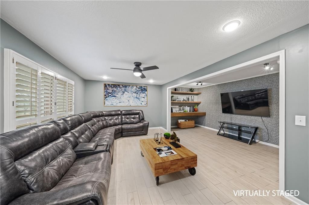 3617 NW Blue Jacket Drive — photo 16