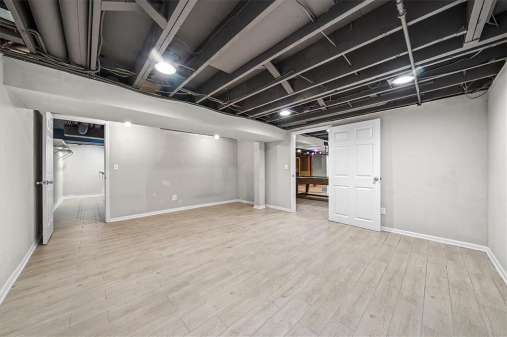 3617 NW Blue Jacket Drive — photo 43