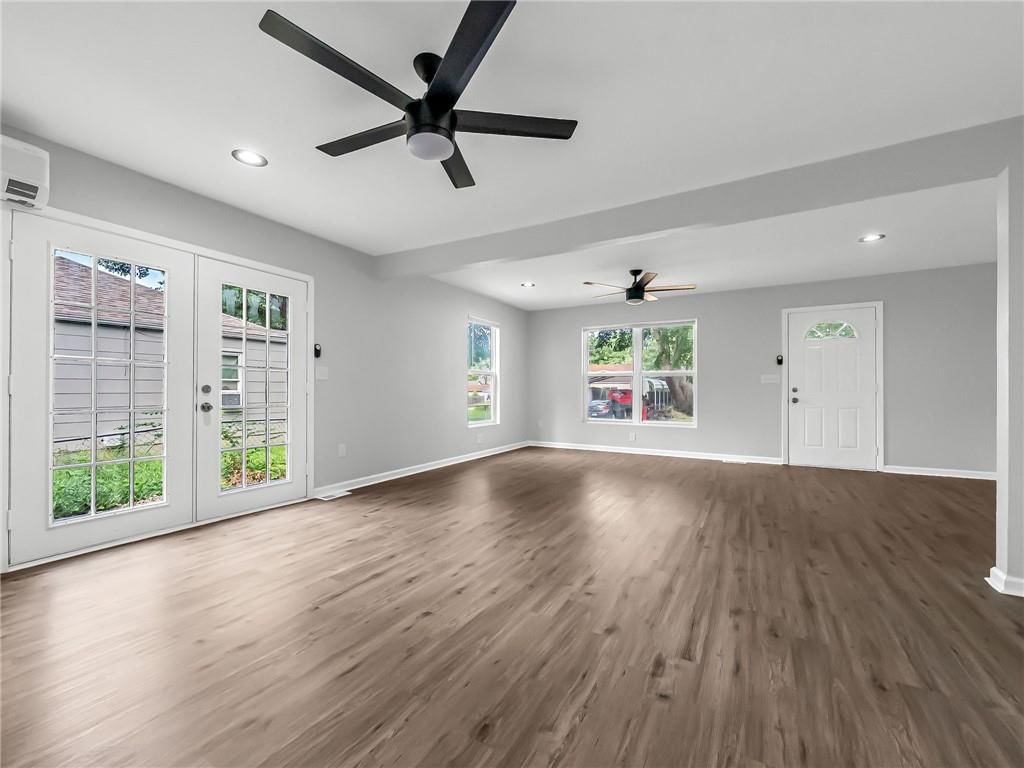408 Zoe Street — photo 5