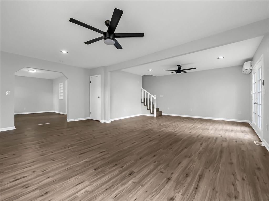408 Zoe Street — photo 6