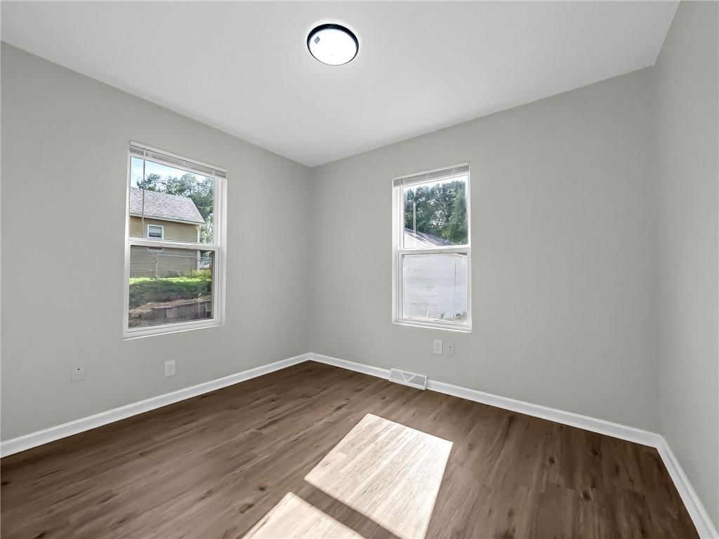 408 Zoe Street — photo 15