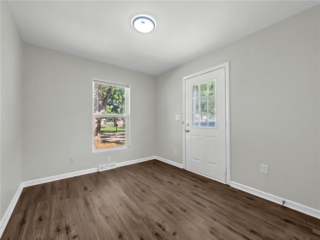 408 Zoe Street — photo 17