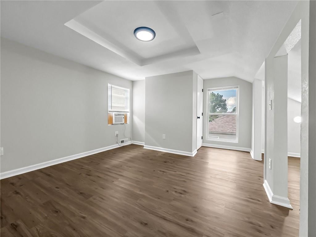 408 Zoe Street — photo 19