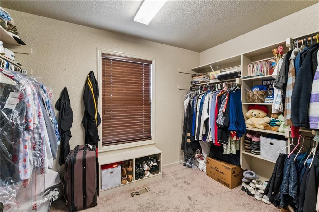 1115 Metfield Lane — photo 35