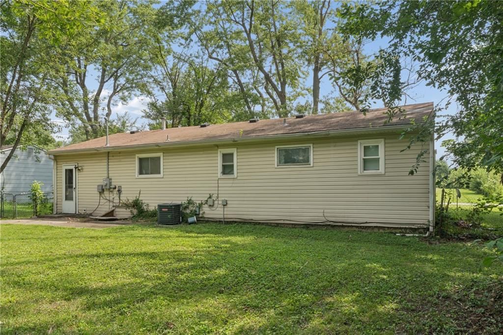 8308 James A Reed Road — photo 28