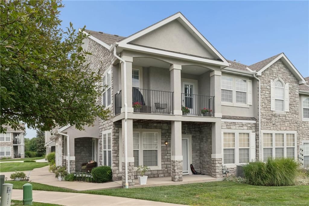 15945 S Crestview Drive — photo 2