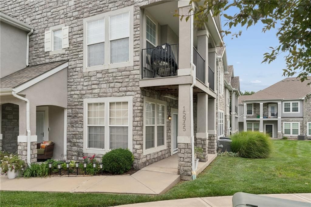 15945 S Crestview Drive — photo 37