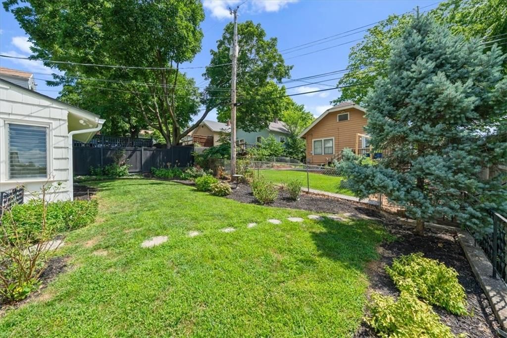 4827 Terrace Street — photo 25