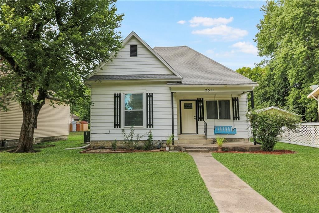 2511 Clark Avenue, Parsons, KS
