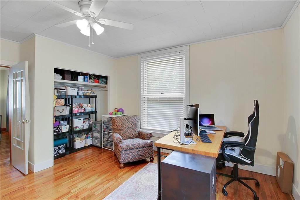 2511 Clark Avenue — photo 15