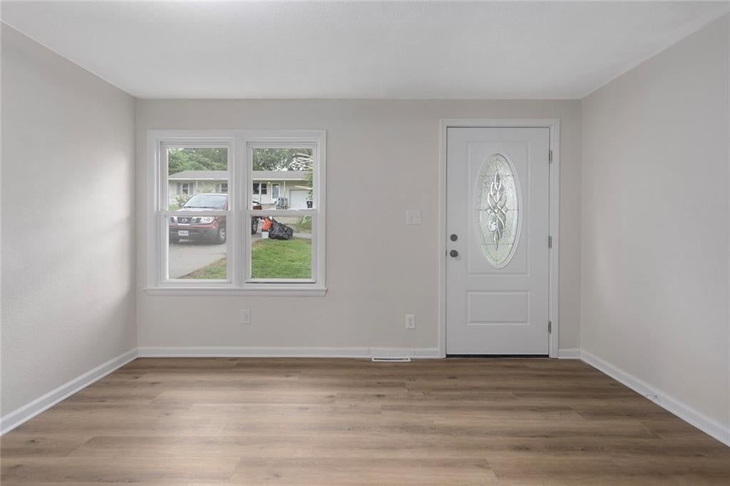 3628 N Cypress Avenue — photo 6