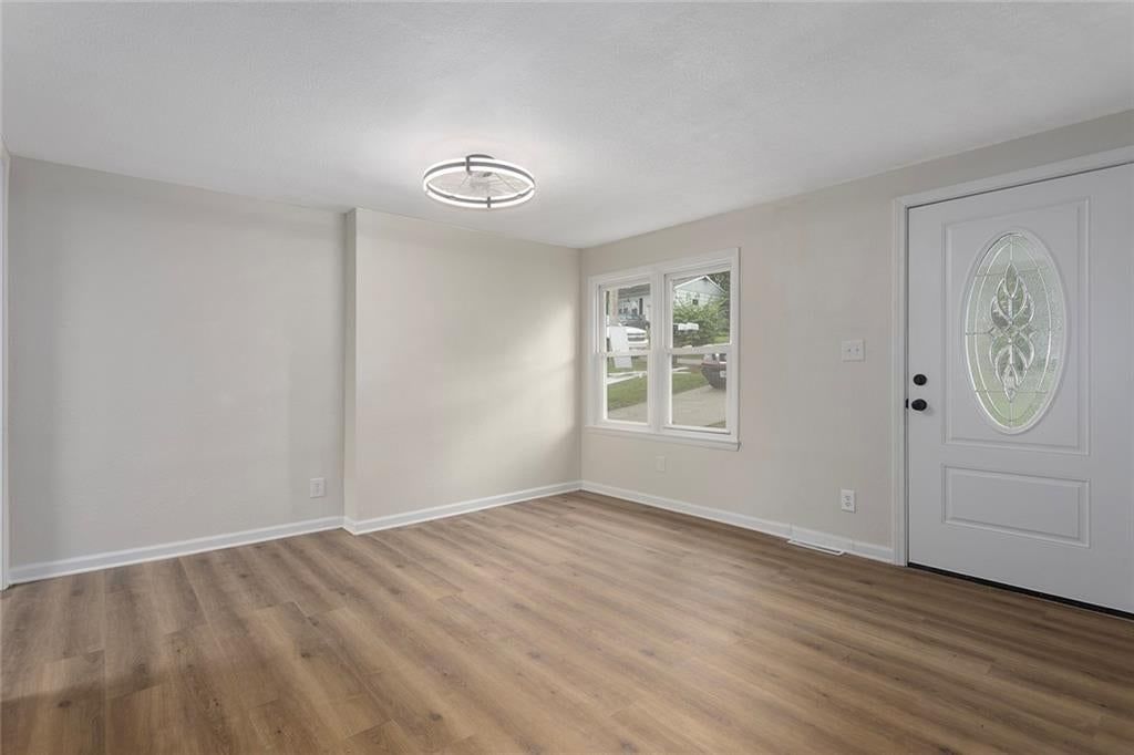 3628 N Cypress Avenue — photo 7