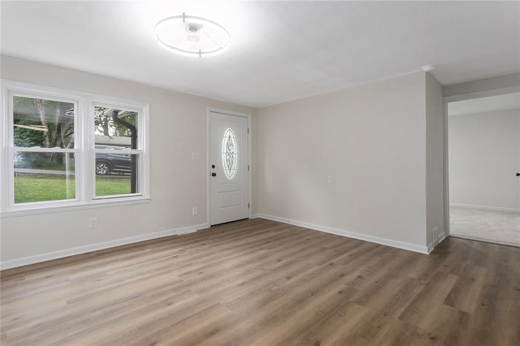 3628 N Cypress Avenue — photo 8