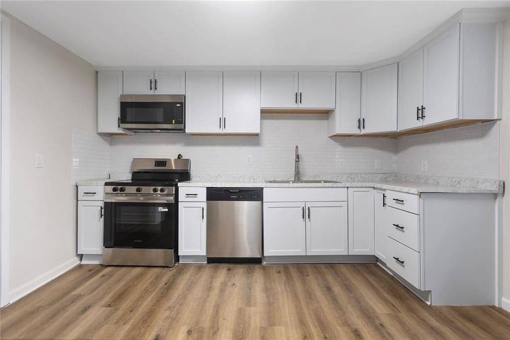 3628 N Cypress Avenue — photo 10