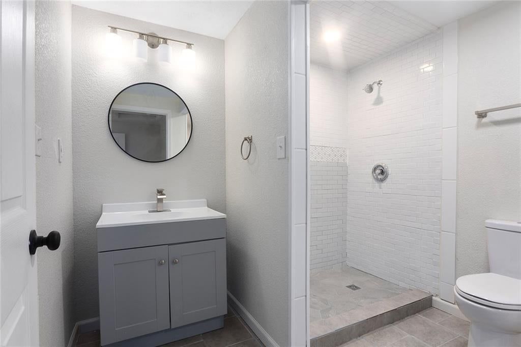3628 N Cypress Avenue — photo 24