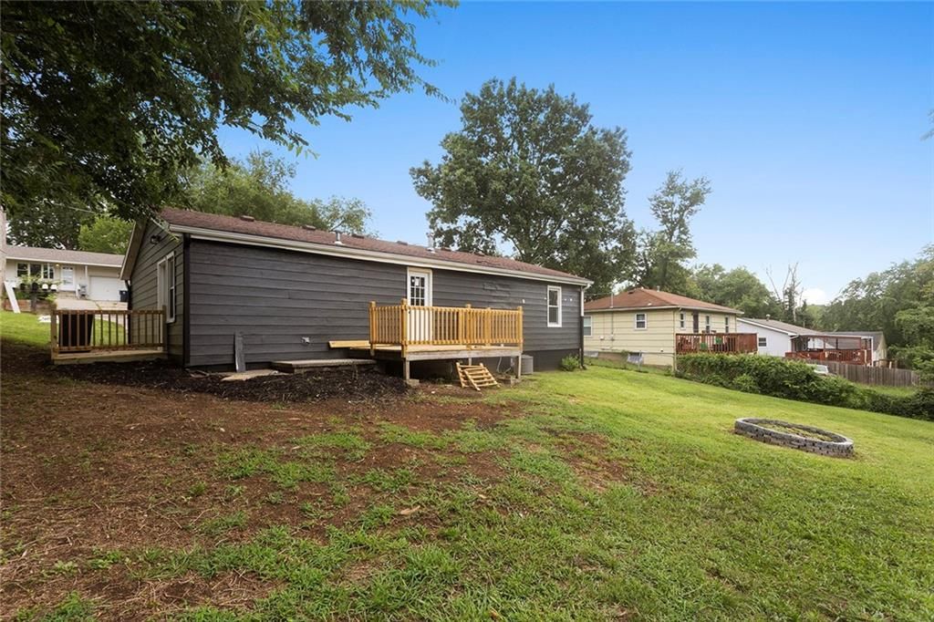 3628 N Cypress Avenue — photo 31