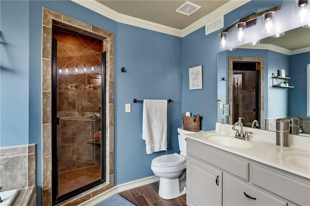 11704 Centennial Street — photo 28