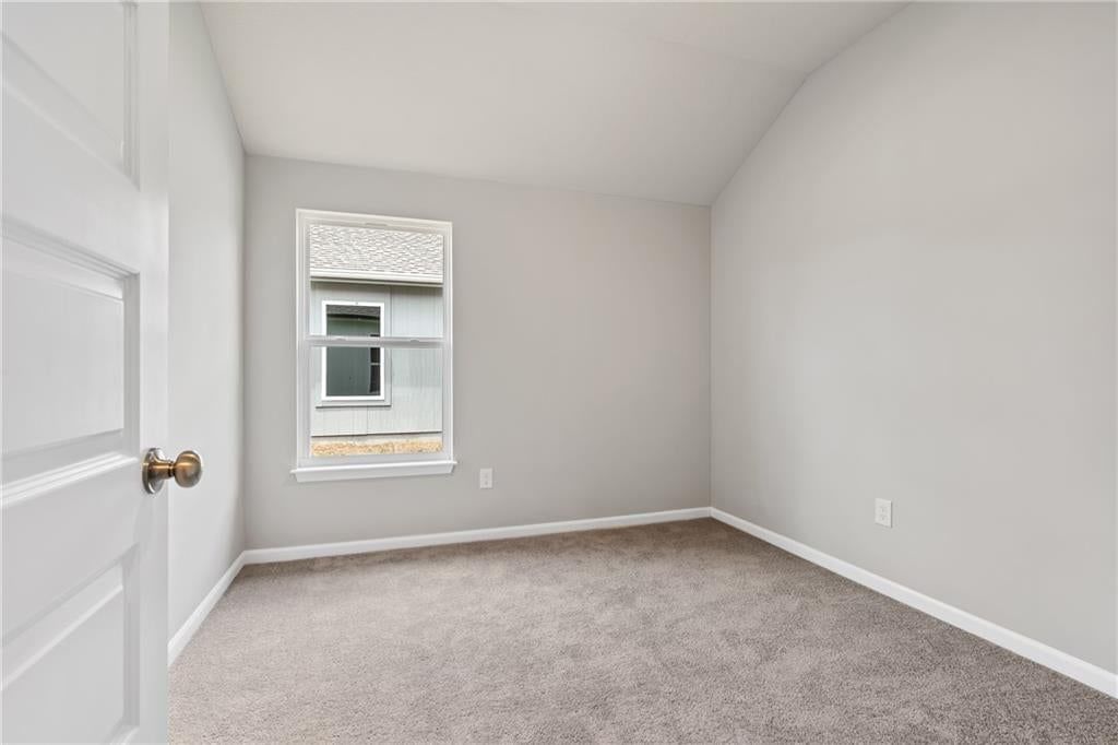 435 Valley View Drive — photo 6