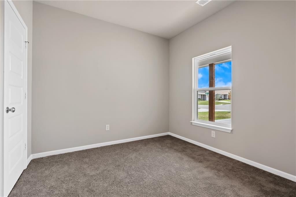 435 Valley View Drive — photo 9