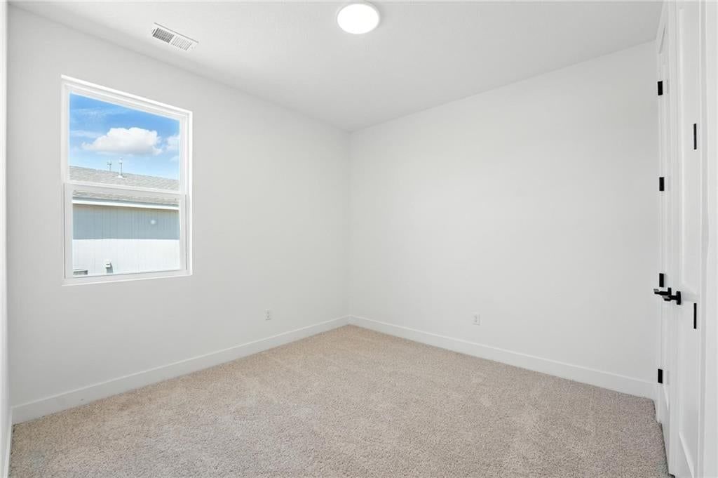 17561 Spivey Street — photo 4