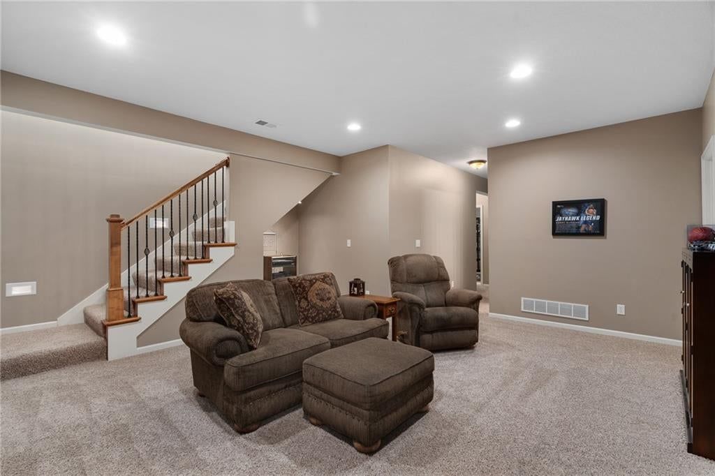 13286 Davis Avenue — photo 31