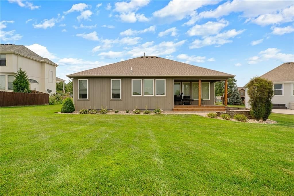 13286 Davis Avenue — photo 45