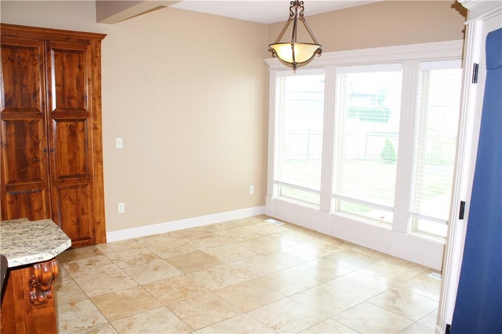 4701 Corinth Drive — photo 4