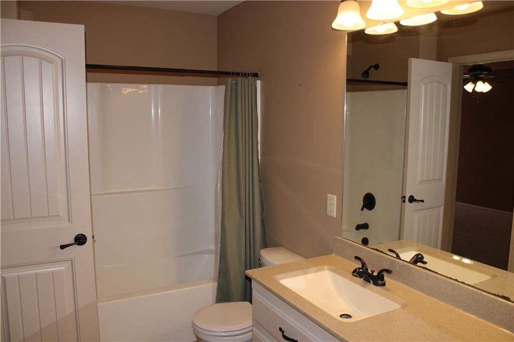 4701 Corinth Drive — photo 36