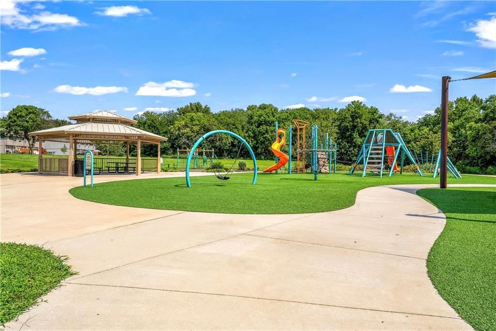 5531 NW MOONLIGHT MEADOW Drive — photo 37