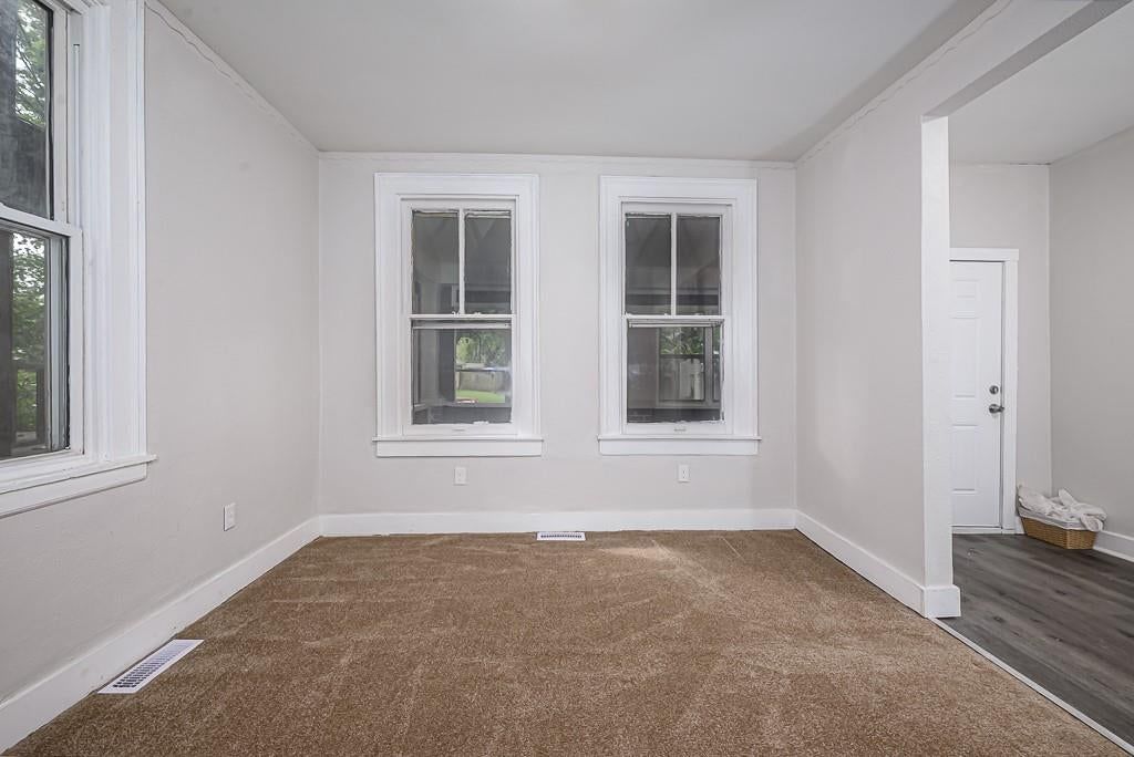 512 Ottawa Street — photo 13