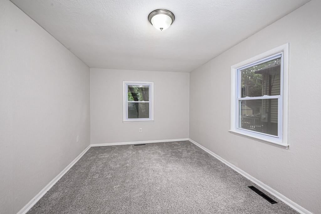 1207 S 2nd Street — photo 8