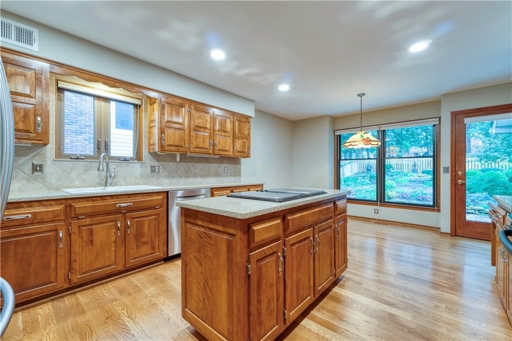 9613 W 115th Terrace — photo 9